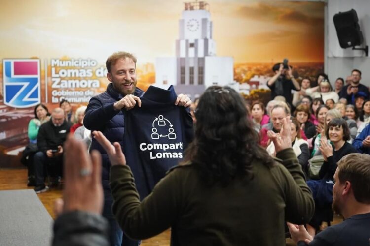 Otermín presentó el programa solidario Compartir Lomas