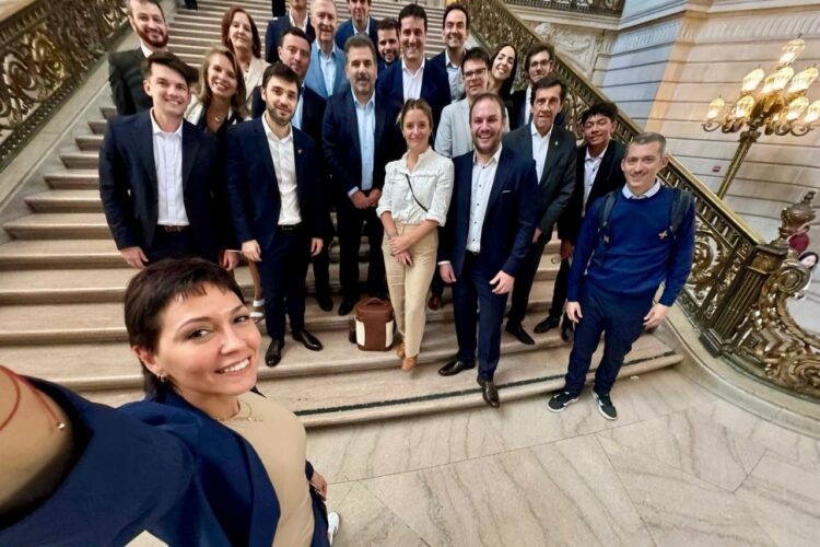 Mayra habló desde Estados Unidos: “Estamos buscando nuevas ideas”