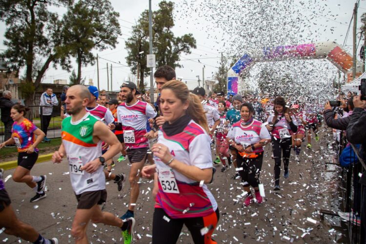 Más de 2.500 atletas participaron de la Carrera de Quilmes