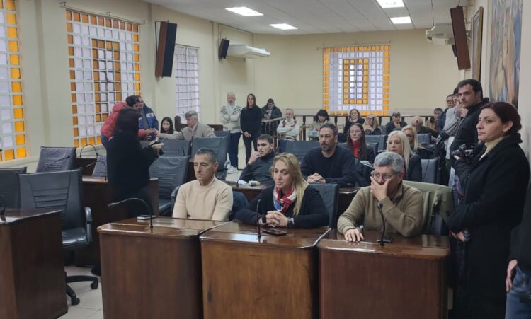 Los HCD de Quilmes y Lanús apoyaron el reclamo ante el Puerto de Dock Sud