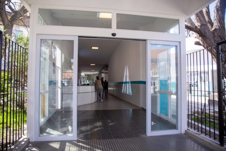 El municipio de Quilmes completó obras en el Hospital Isidoro Iriarte