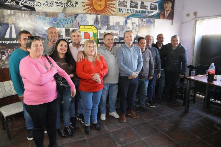 Gray visitó Pergamino por el cierre de la sucursal de Banco Hipotecario