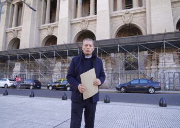 Gray presentó un recurso de amparo por la eliminación de la Red Sube