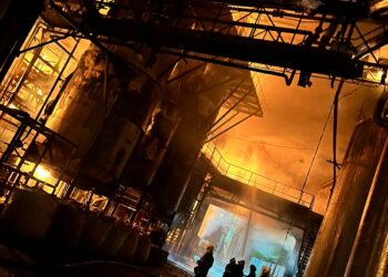 incendio refinería sudamericana