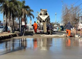 Avanzan las obras de bacheo en distintos puntos del distrito