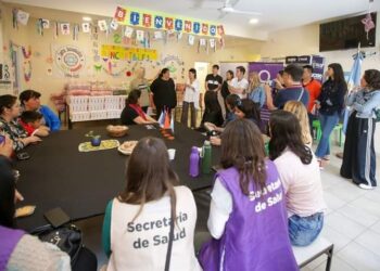 Supermercadistas chinos entregaron donaciones a un centro educativo de Itatí