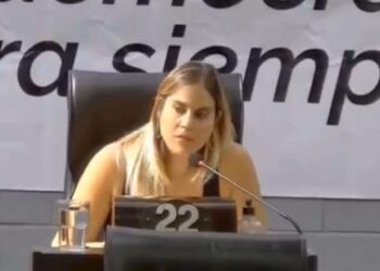 Estefanía Albasetti tras la sanción del HCD de Quilmes: “Este apercibimiento me importa un carajo”