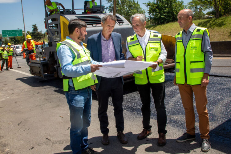 Inició la repavimentación del ramal Gutiérrez de la Autopista Bs. As. – La Plata