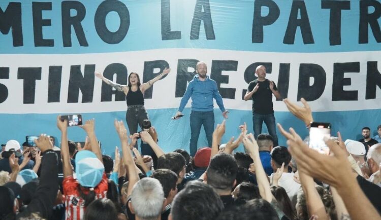 Otermín: “Cristina conduce el partido y la acompañamos con toda nuestra fuerza”