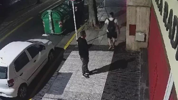 Tres detenidos por el ataque a la sede de la UCR