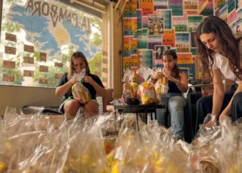 La Cámpora navidades solidarias