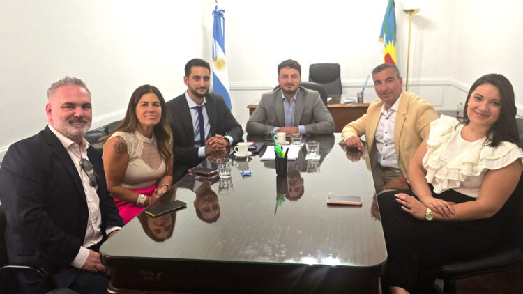 Concejal de Juntos por el Cambio de Berazategui oficializó su pase a La Libertad Avanza