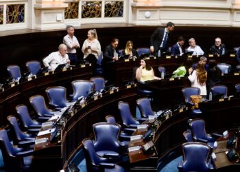 Tras una intensa jornada de rosca no salió el Presupuesto de Axel Kicillof