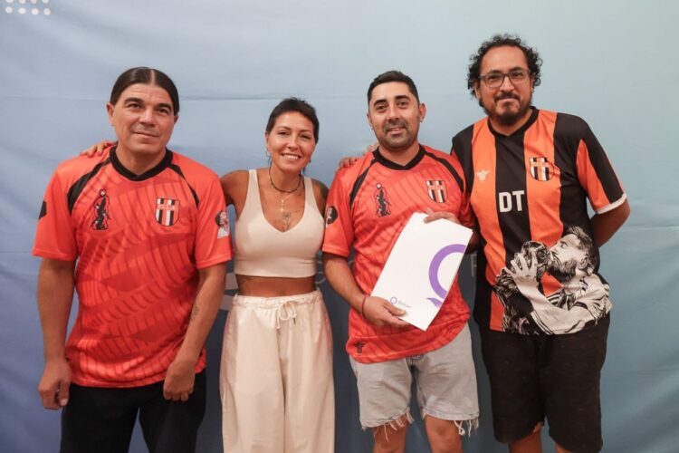 Mayra Mendoza entregó subsidios a clubes de barrio de Quilmes