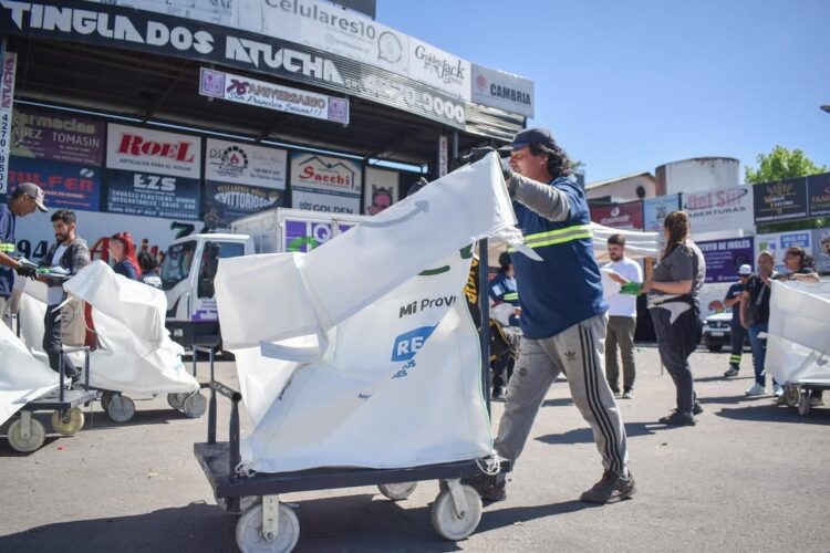 “Ya casi no se junta cartón porque no vale nada por la importación”