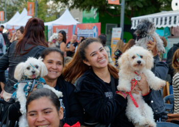 Cientos de vecinos festejaron el Día del Animal en Berazategui