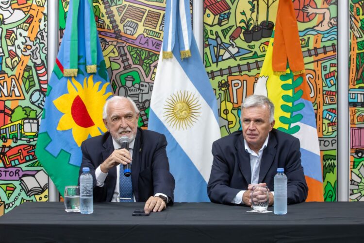 Gil Lavedra