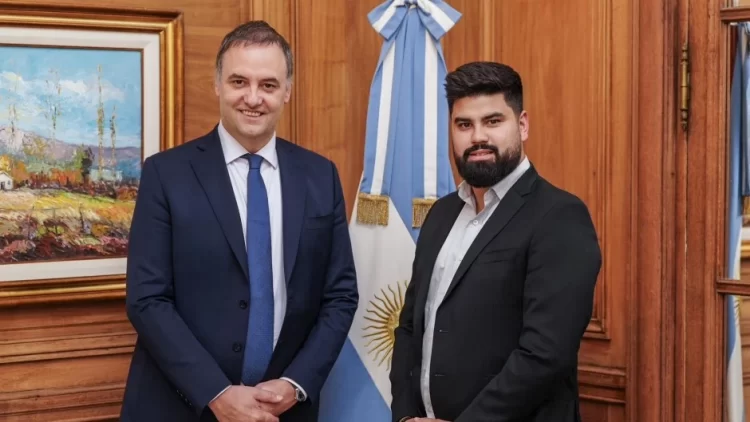 El lanusense Fabián Fernández desembarcó en la secretaría de Prensa de Milei