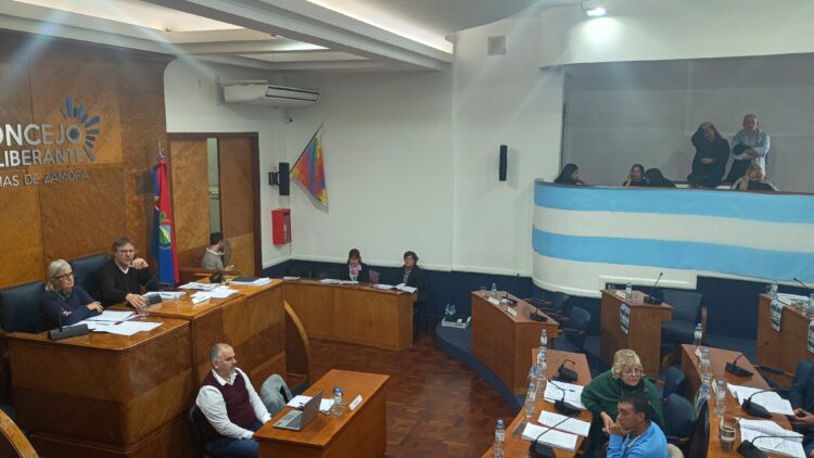 El Concejo de Lomas homenajea a Ginés González García